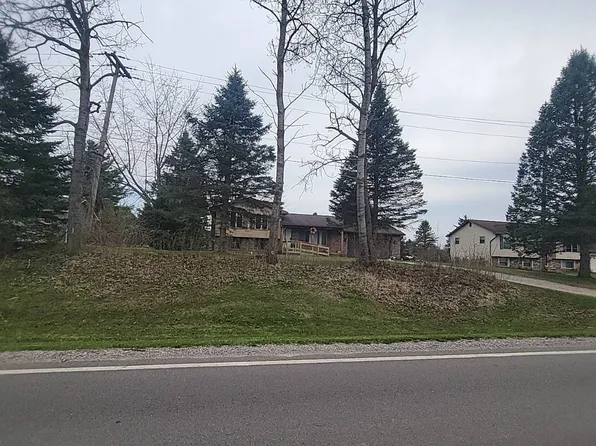 1440 E Sawdust Corners Rd, Lapeer, MI 48446