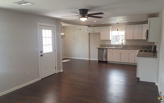 4th image of 540 Palo Verde Ave