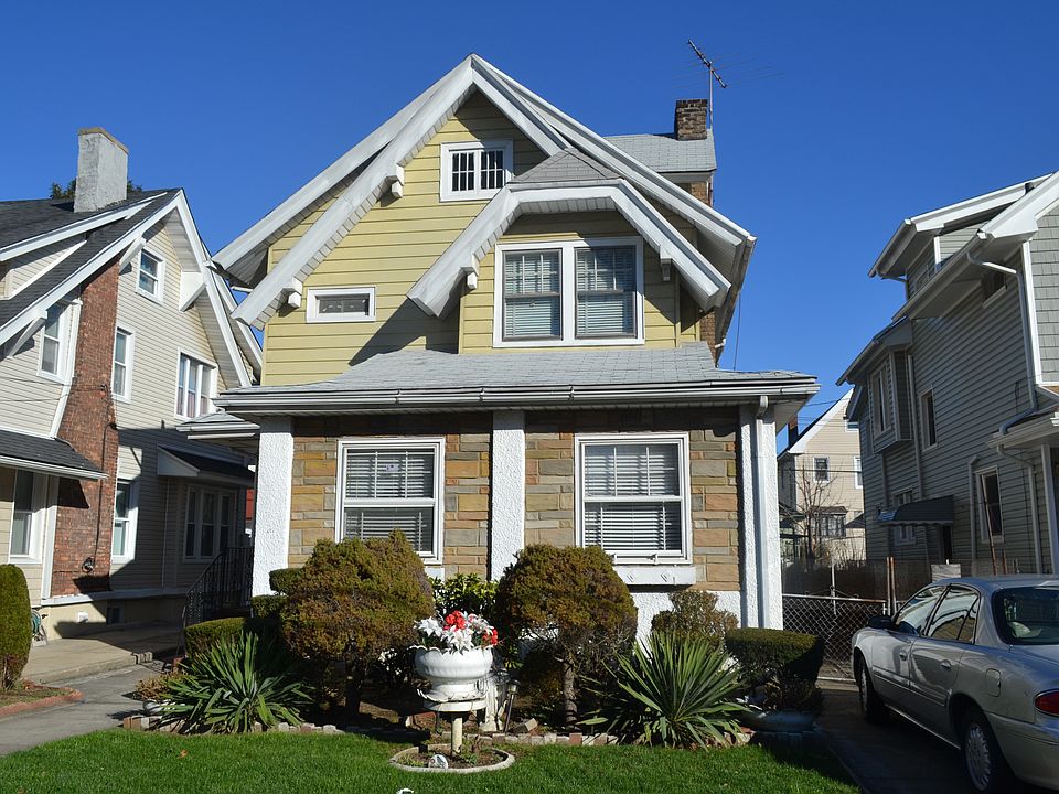 1st image of 8535 104th St