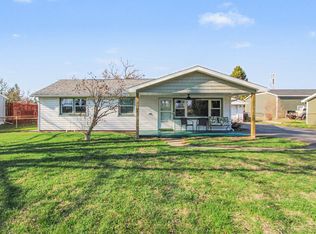 48758 Sully Dr, Belleville, MI