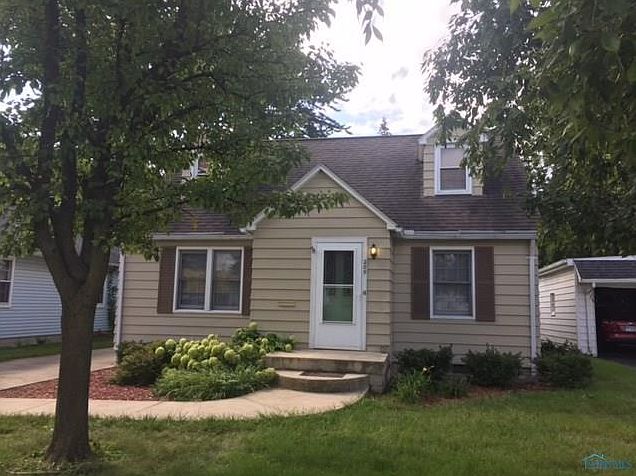 1st image of 209 Dill Ave