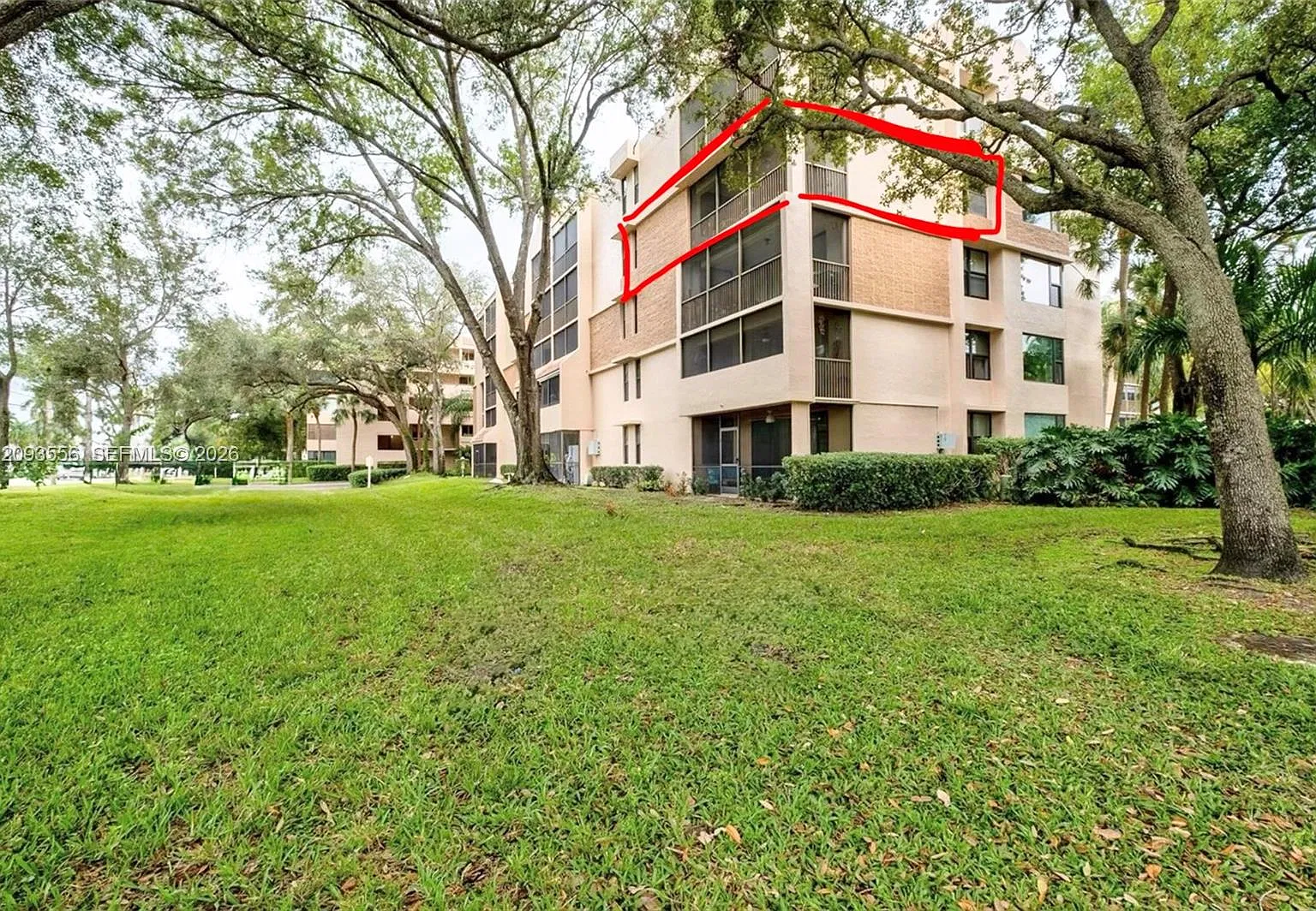6800 Cypress Rd — Photo 1