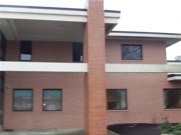 4240 Tilghman St S, Allentown, PA 18104