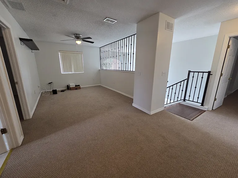 330 Aldershot Ct — Photo 19