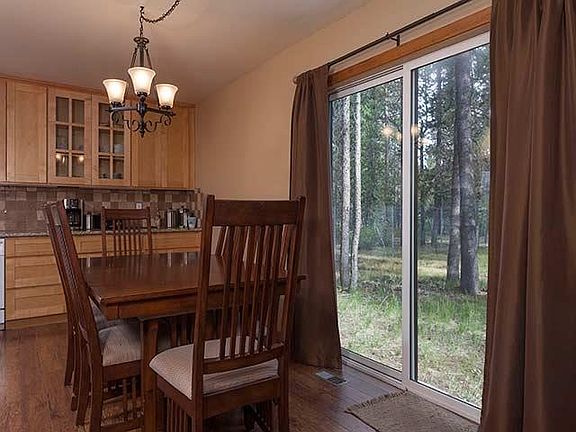 5th image of 11659 Deerfield Dr