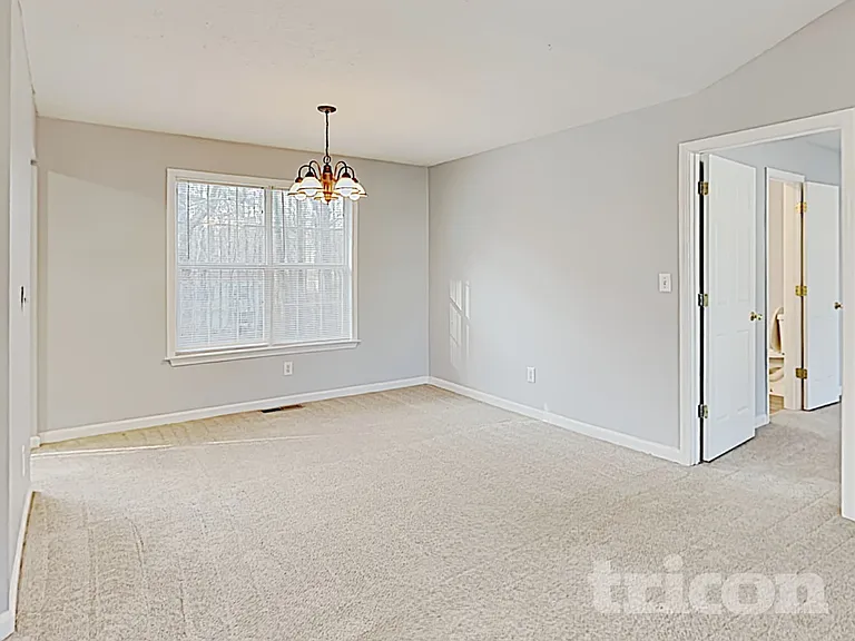 87 Princeton Dr — Photo 11