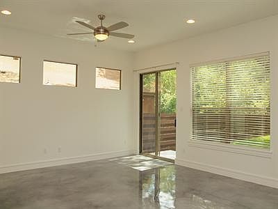 5th image of 4605 Avenue B #B