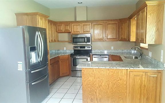 4th image of 3463 County Street 2850