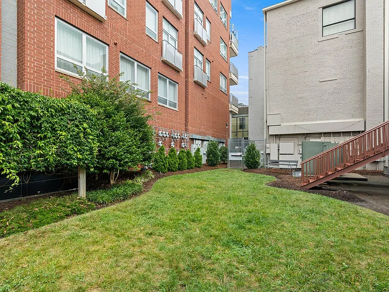 12 S Lexington Ave #303 — Photo 26