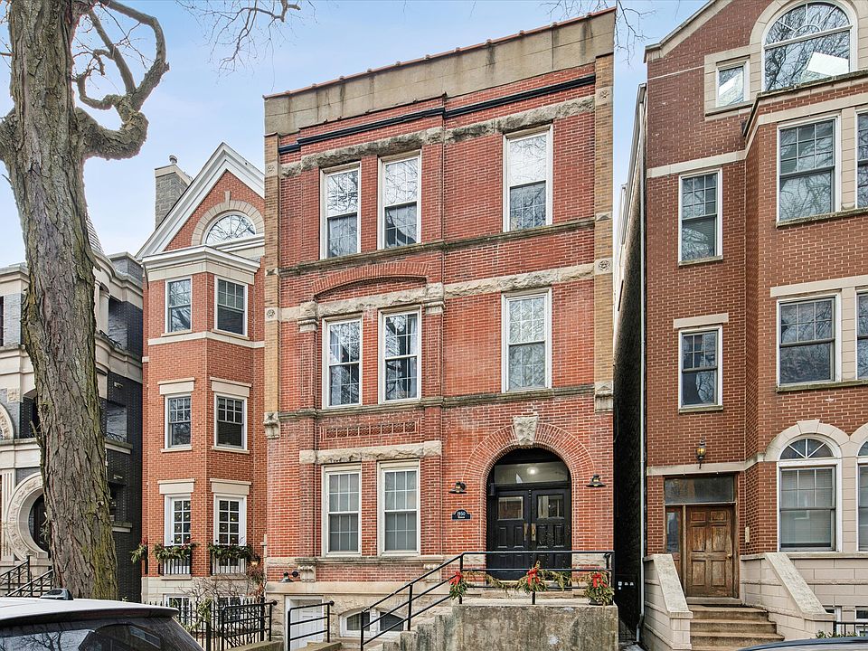 1st image of 1950 N Hudson Ave APT 3