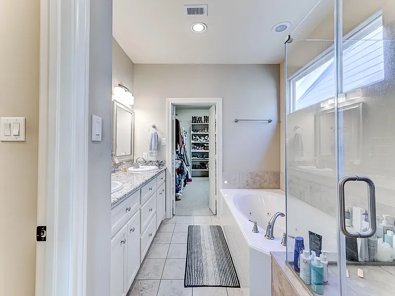 1325 W 24th St #D — Photo 28