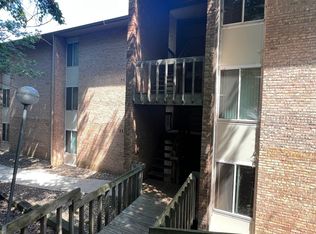 5904 Forest View Rd APT 3F, Lisle, IL 60532