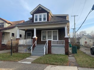 1426 Wayburn St, Grosse Pointe Park, MI 48230