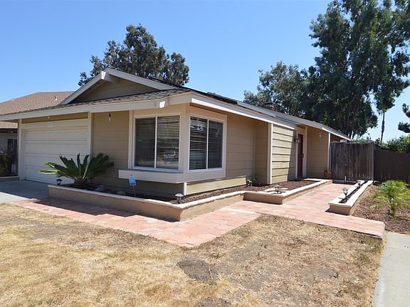 2nd image of 131 Boleroridge Pl