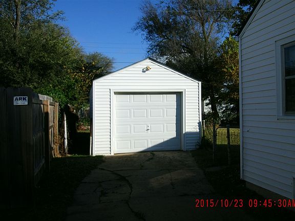 Ward - Garage