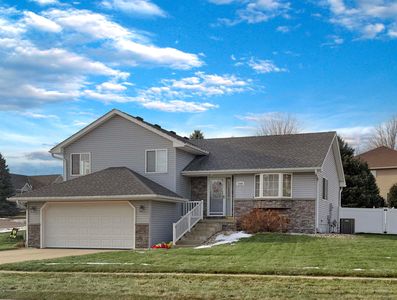 3980 Fieldcrest Dr, Sioux City, IA, 51103