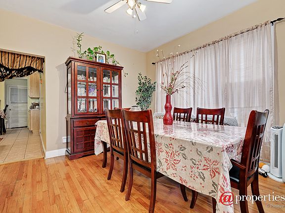 5th image of 4029 N Melvina Ave