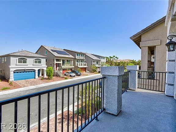 3rd image of 7665 Sandhaven St
