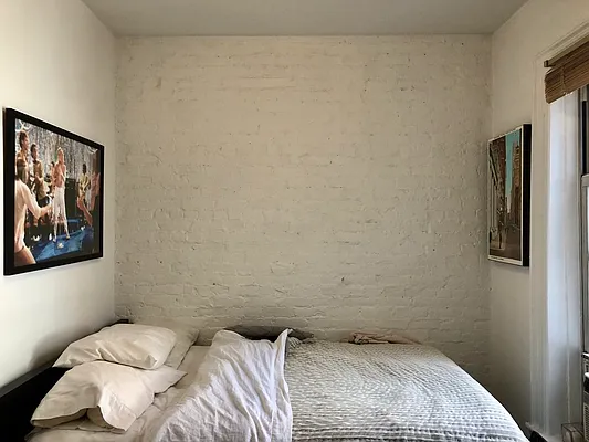 Rented by LJ Sloane Management | media 38