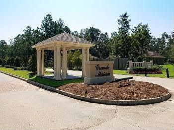 1st image of 105 Grande Maison Blvd