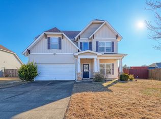 695 Flintrock Dr, Boiling Springs, SC 29316