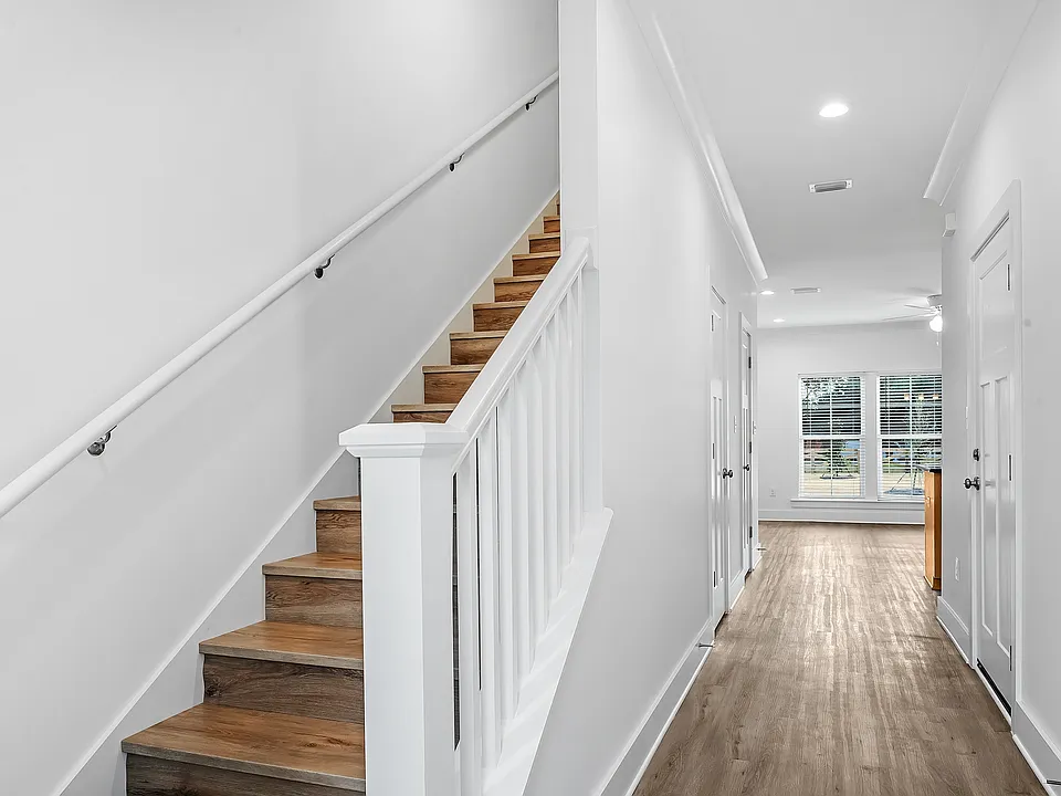 9516 Firefly Ct