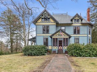 257 Main St, Amherst, MA 01002