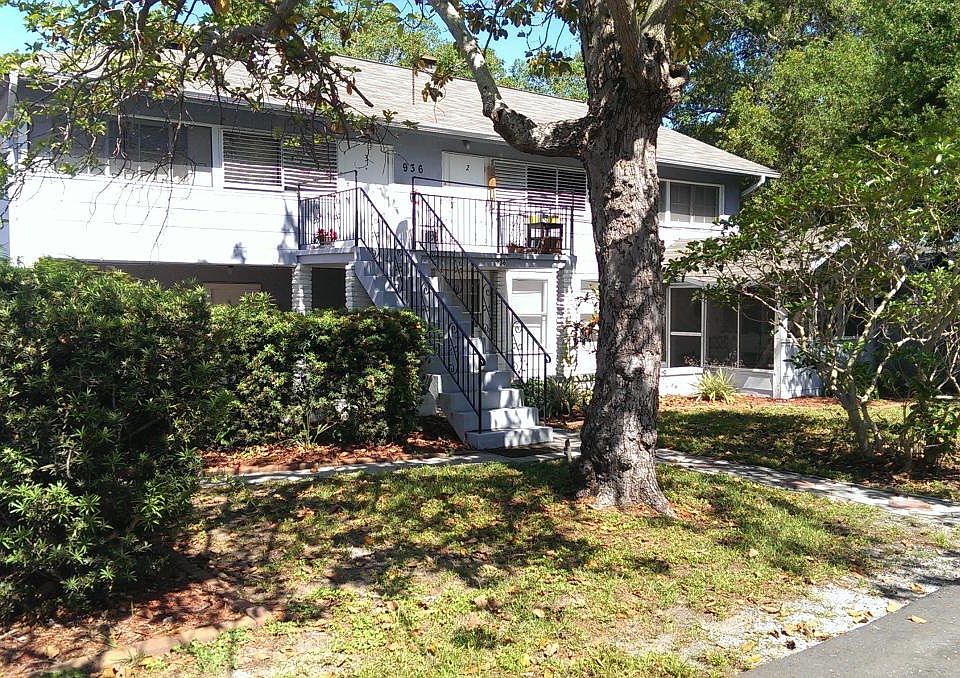 1st image of 936 5th St N APT 1