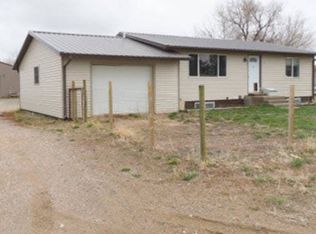 9 Beaver Rd, Wheatland, WY 82201