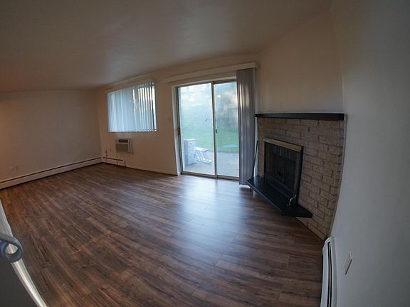 2nd image of 148 Huronview Ct