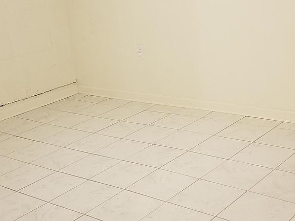 2nd image of 559 New York Ave