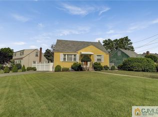 149 E Hill Rd, Colonia, NJ 07067