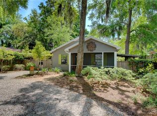 1010 Mallery St, Saint Simons Island, GA 31522