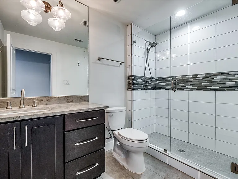 5908 Melshire Dr — Photo 13