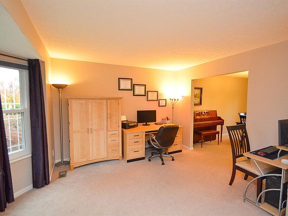 2nd image of 8156 Autumn Pl