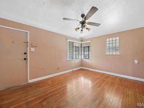 4th image of 6949 Claremore Dr