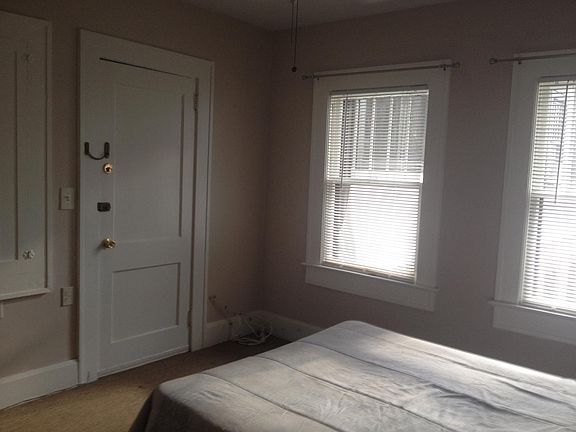 5th image of 421 3rd St N