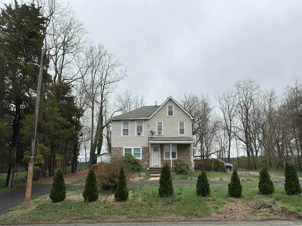 835 Herbertsville Rd, Brick, NJ 08724