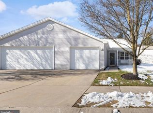 6846 Seneca Ridge Dr, York, PA 17403