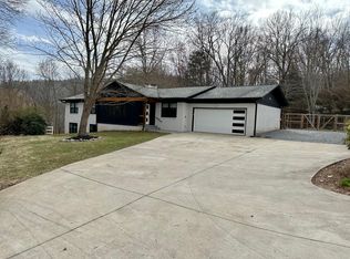 44 Brown Rd, Asheville, NC 28806