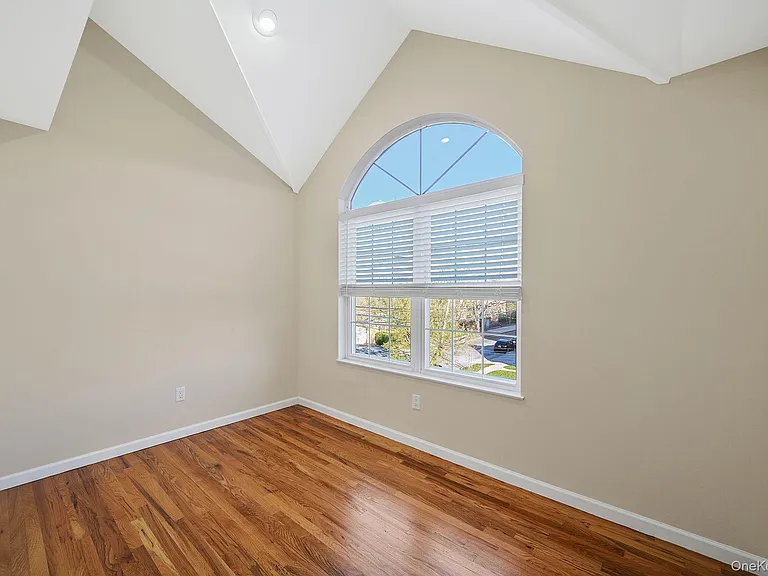 123 Clinton Ave #B — Photo 15