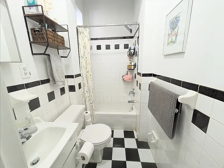 1727 2nd Ave #4RN — Photo 14