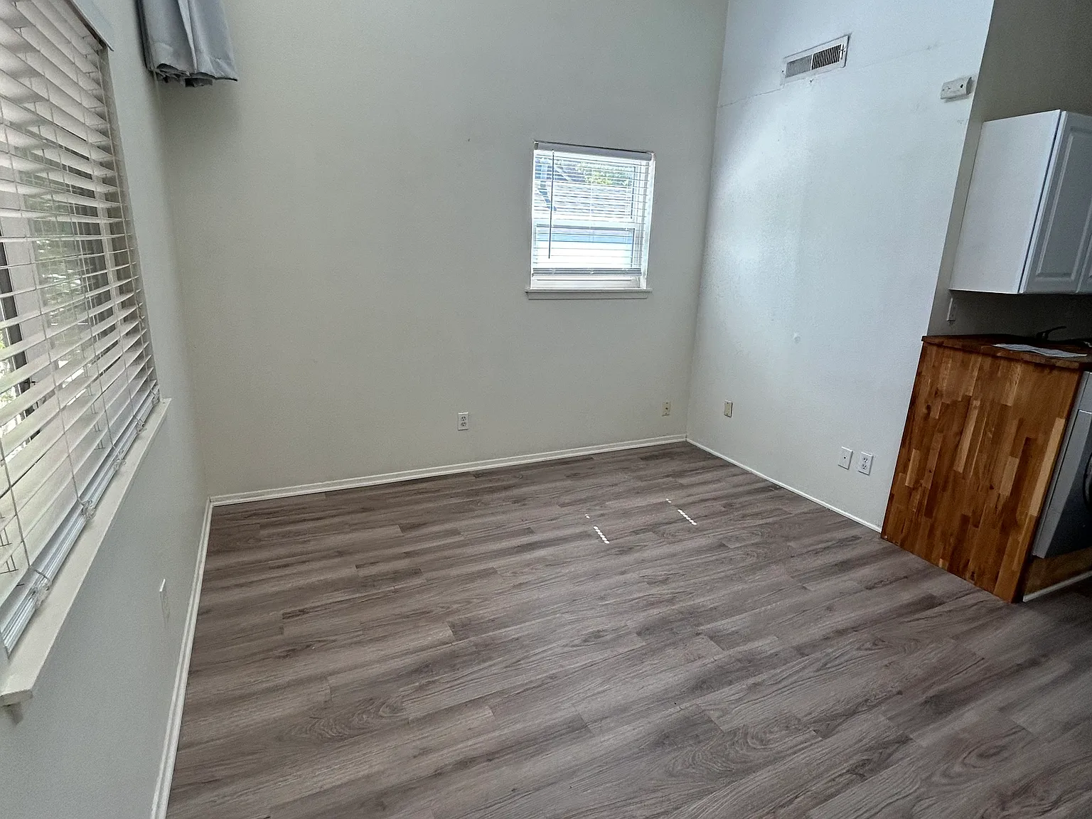 1 bed, 504 sqft, $1,095 — Photo 2