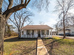 2 N McArthur St, Salem, MO 65560