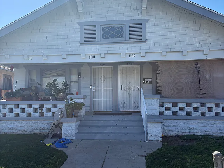 402 E 43rd Pl — Photo 14