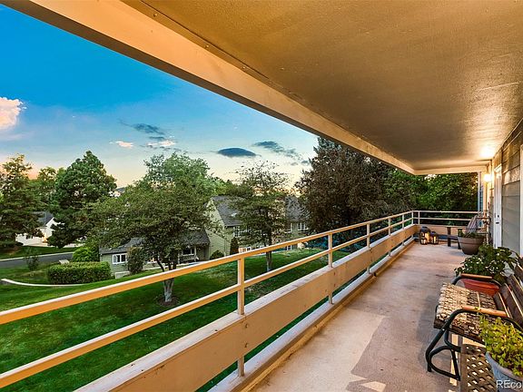 4th image of 4605 S Yosemite St #204