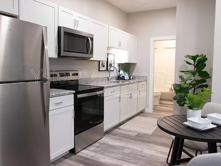 411 W McPherson Ave #103 — Photo 3