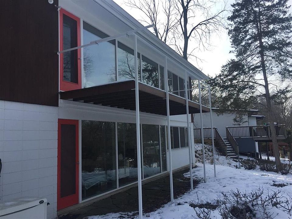 2nd image of 2649 Heather Way