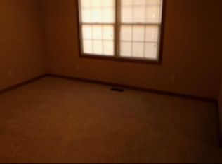 1308 Cobblestone Way, Champaign, IL 61822