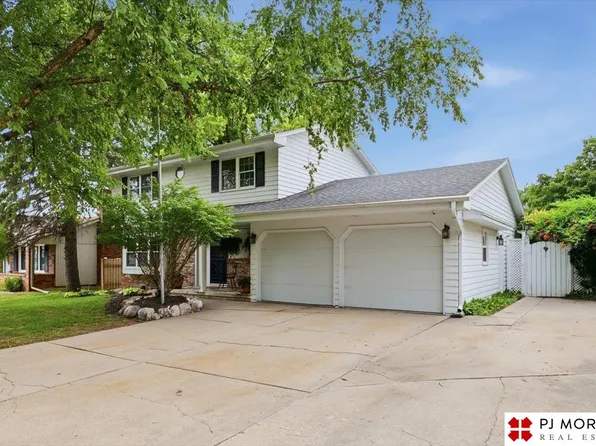 4012 N 95th St, Omaha, NE 68134